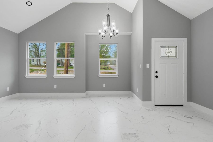 Spacious, unfurnished interior of a new home in , Willis (Image 15).