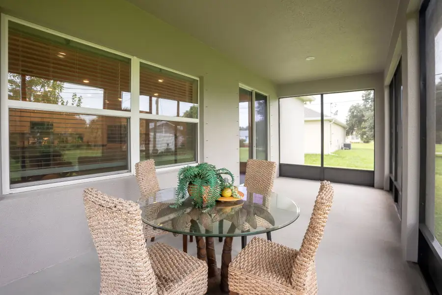 Exterior details and patio area of a home in Venice, Venice (Image 21).