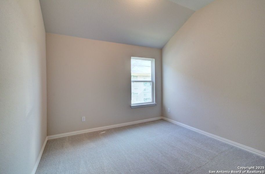 Spacious, unfurnished interior of a new home in The Crossvine, Schertz (Image 16).
