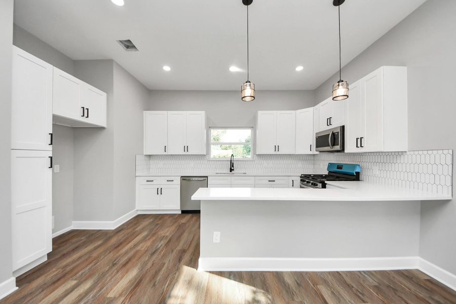 Furnished interior view inside a new home in , Houston (Image 10).