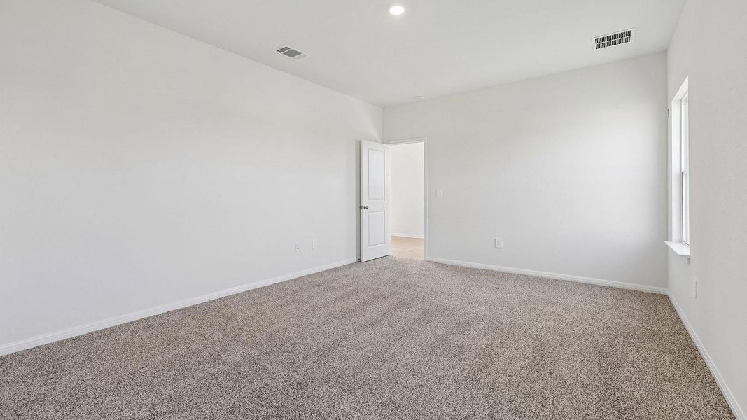 Spacious, unfurnished interior of a new home in Carillon, Manor (Image 13).