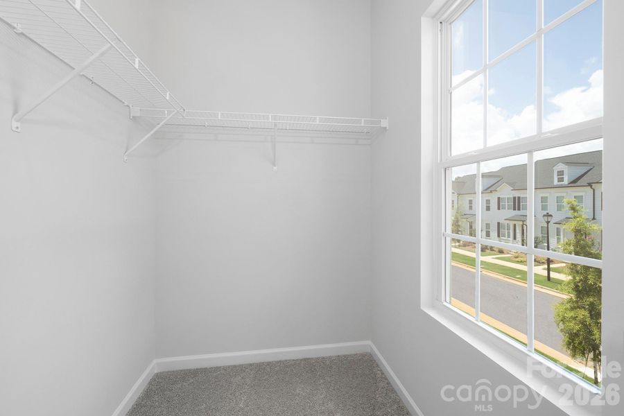 Spacious, unfurnished interior of a new home in Edgewood Preserve, Huntersville (Image 21).