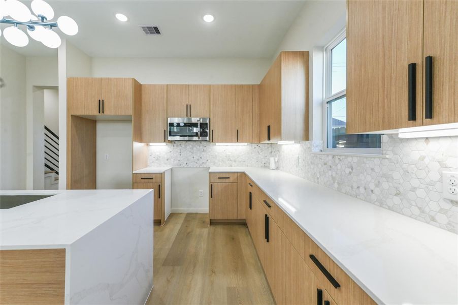 Furnished interior view inside a new home in , Houston (Image 6). Furnished interior view inside a new home in , Houston (Image 6).