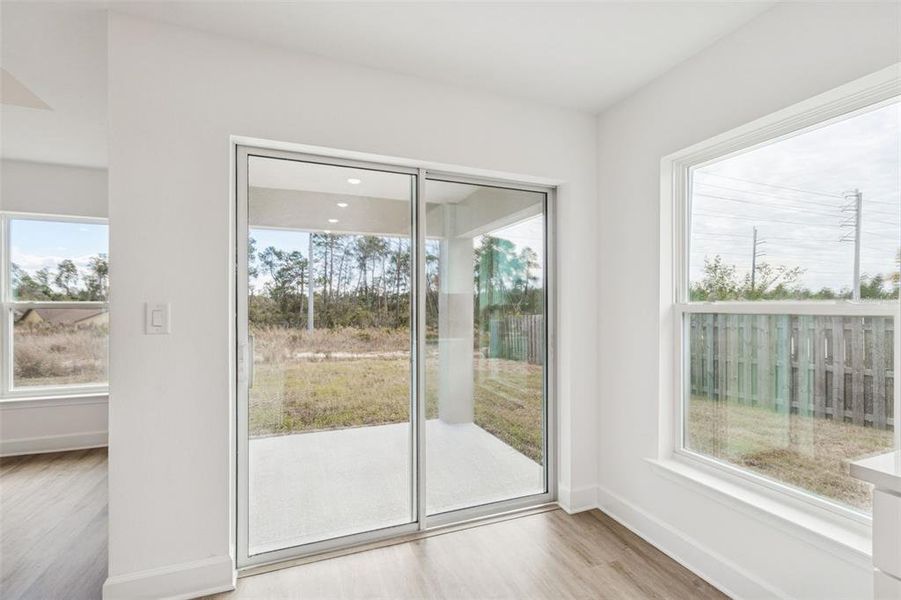 Spacious, unfurnished interior of a new home in , Spring Hill (Image 50).