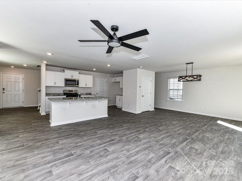 Spacious, unfurnished interior of a new home in Abrial Ridge, York (Image 25).