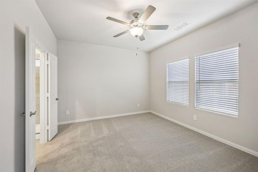 Spacious, unfurnished interior of a new home in Parks at Foster Crossing - Spring Series, Anna (Image 23).