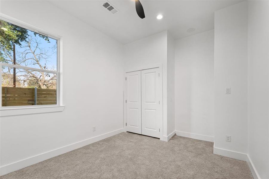 Spacious, unfurnished interior of a new home in , Dallas (Image 20). Spacious, unfurnished interior of a new home in , Dallas (Image 20).