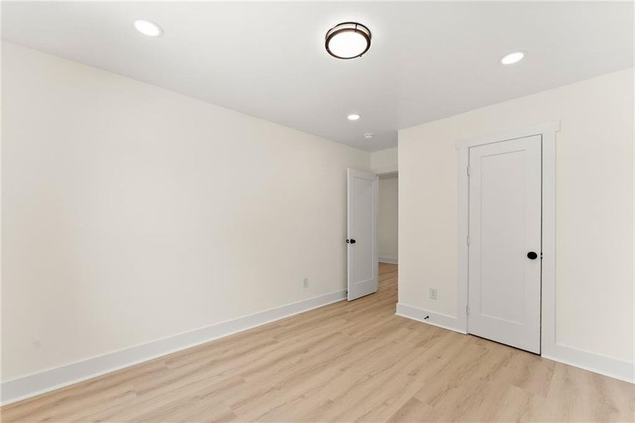 Spacious, unfurnished interior of a new home in , Clarkesville (Image 38).