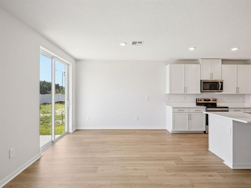 Spacious, unfurnished interior of a new home in The Grove at Stuart Crossing - Classic Series, Bartow (Image 29). Spacious, unfurnished interior of a new home in The Grove at Stuart Crossing - Classic Series, Bartow (Image 29).