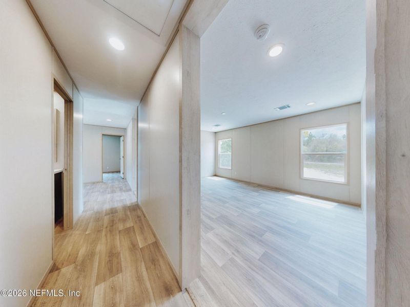 Spacious, unfurnished interior of a new home in , Keystone Heights (Image 39).