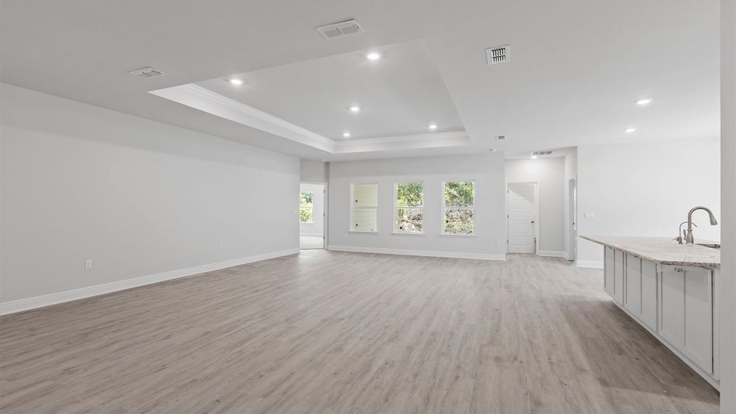 Spacious, unfurnished interior of a new home in Greystone, Crawfordville (Image 20).