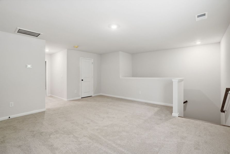 Representative unfurnished interior of a home built from the Hawthorne Select M by McGuinn Homes in Broadway Lake, Anderson (Image 29). Representative unfurnished interior of a home built from the Hawthorne Select M by McGuinn Homes in Broadway Lake, Anderson (Image 29).