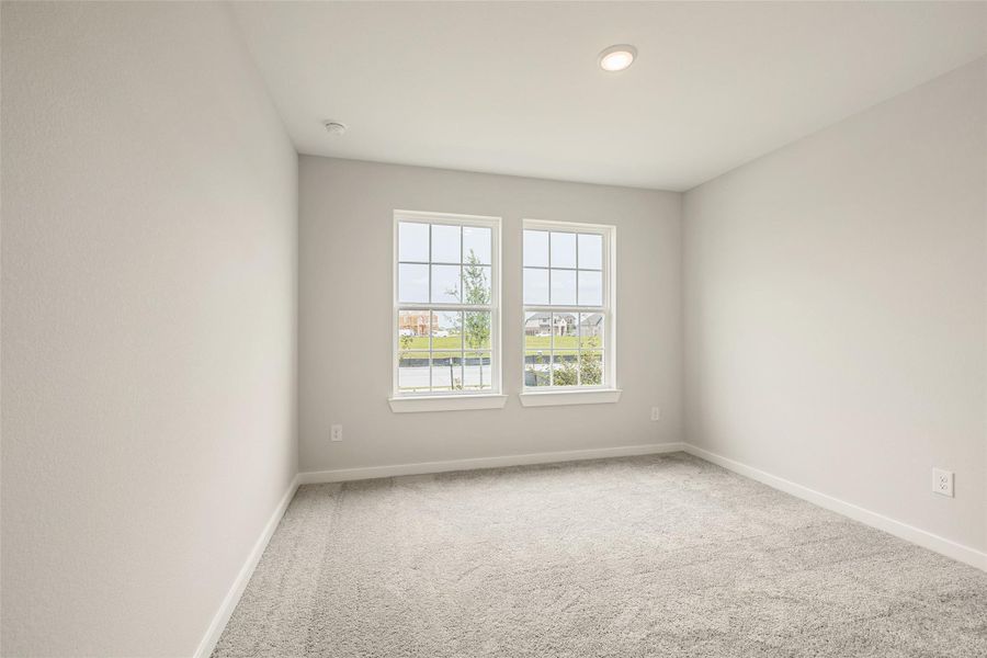 Spacious, unfurnished interior of a new home in River Ranch, Dayton (Image 24).