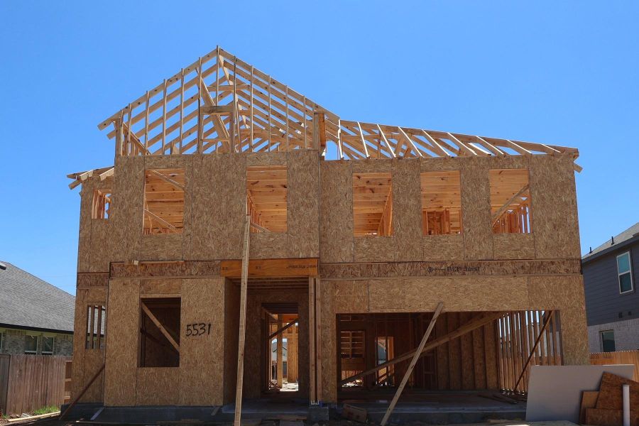 Two story home with 6 beds, 4.5 baths, and 2 car garage