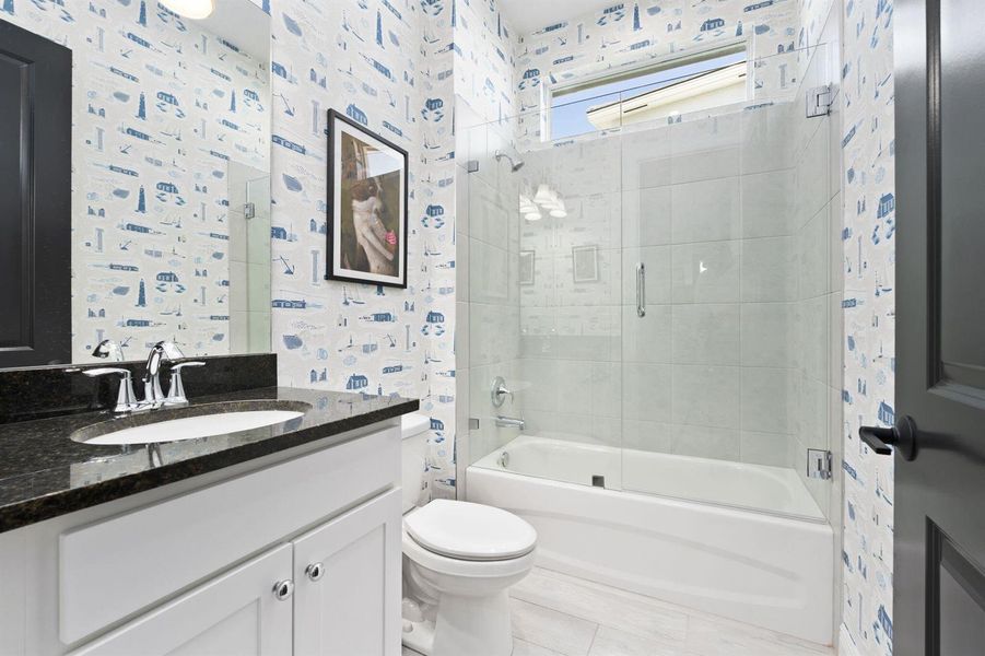 70-web-or-mls-DSC04700 70-web-or-mls-DSC04700