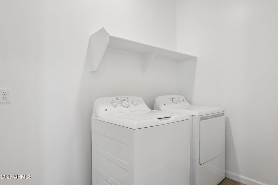 12-web-or-mls-W Camino de Oro-S2409-012