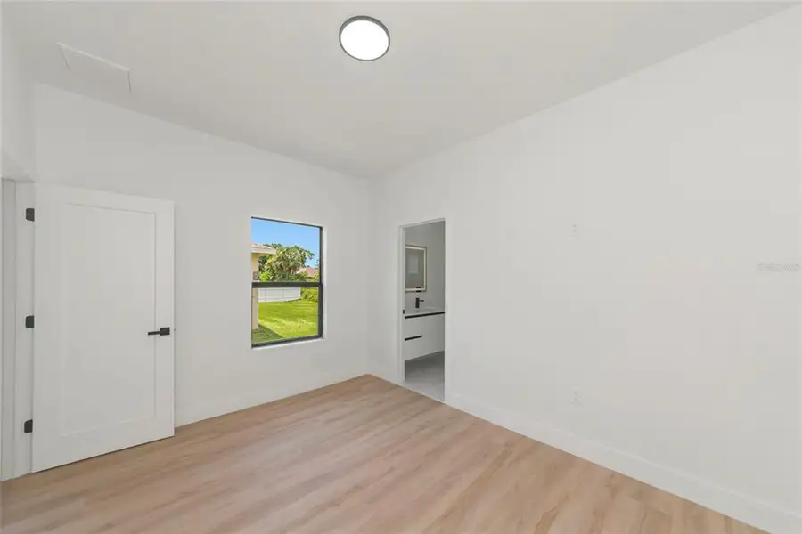 Spacious, unfurnished interior of a new home in , North Port (Image 21).