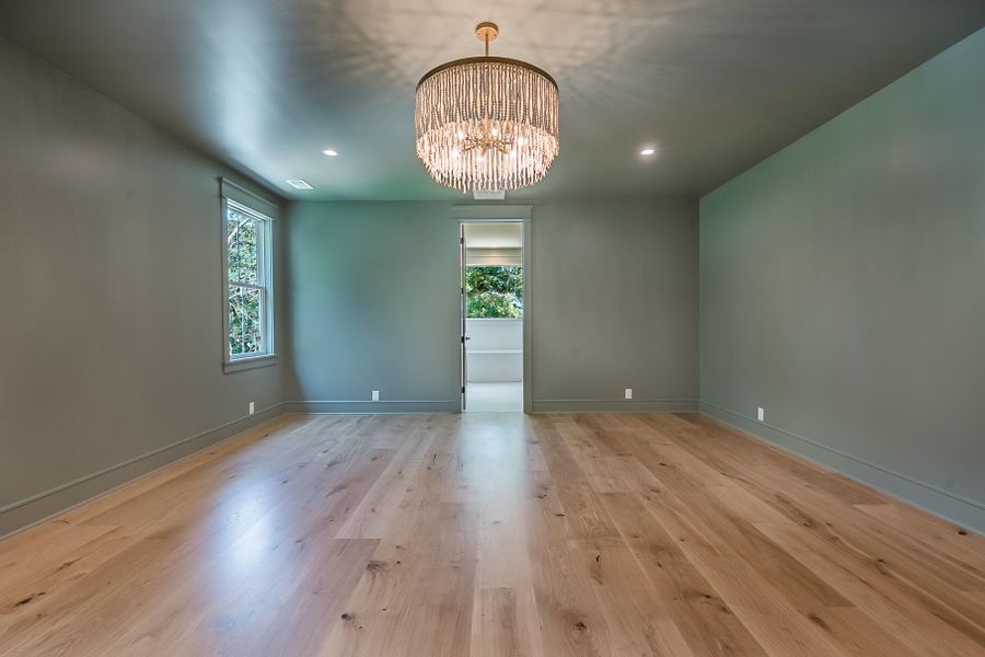 Spacious, unfurnished interior of a new home in , Mount Pleasant (Image 57).