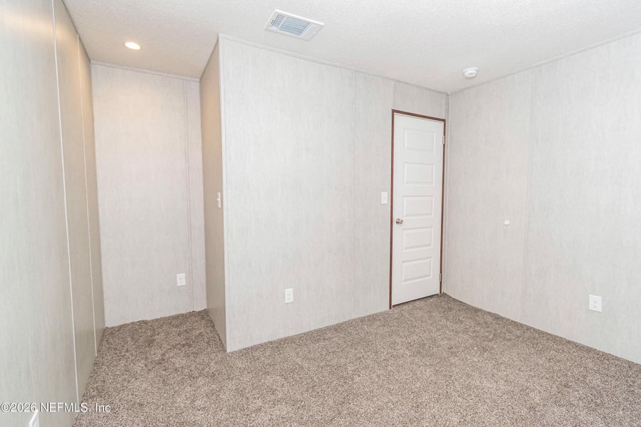 Spacious, unfurnished interior of a new home in , Glen St. Mary (Image 12).