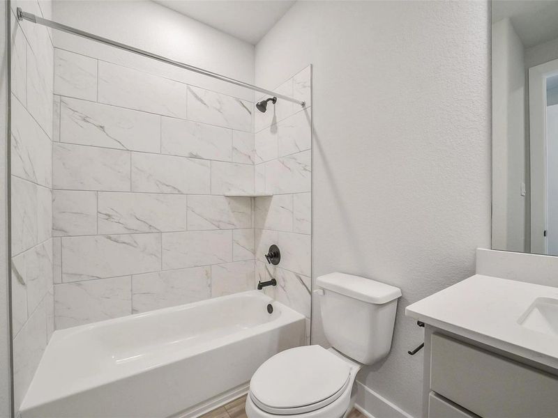 Furnished interior view inside a new home in Sierra Vista, Rosharon (Image 32).