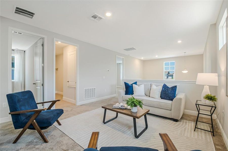 Furnished interior view inside a new home in , Orlando (Image 52).