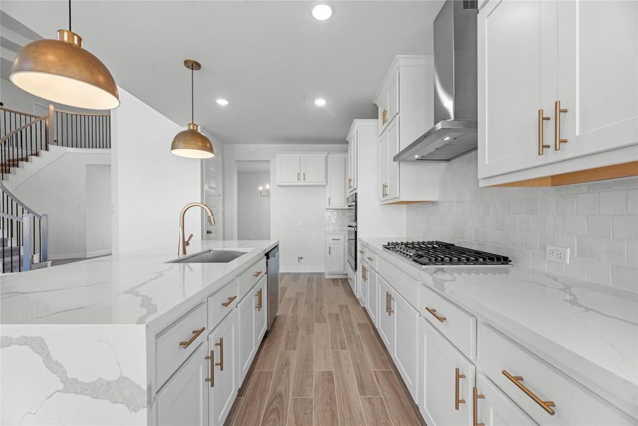 Furnished interior view inside a new home in Lago Mar, Texas City (Image 5).