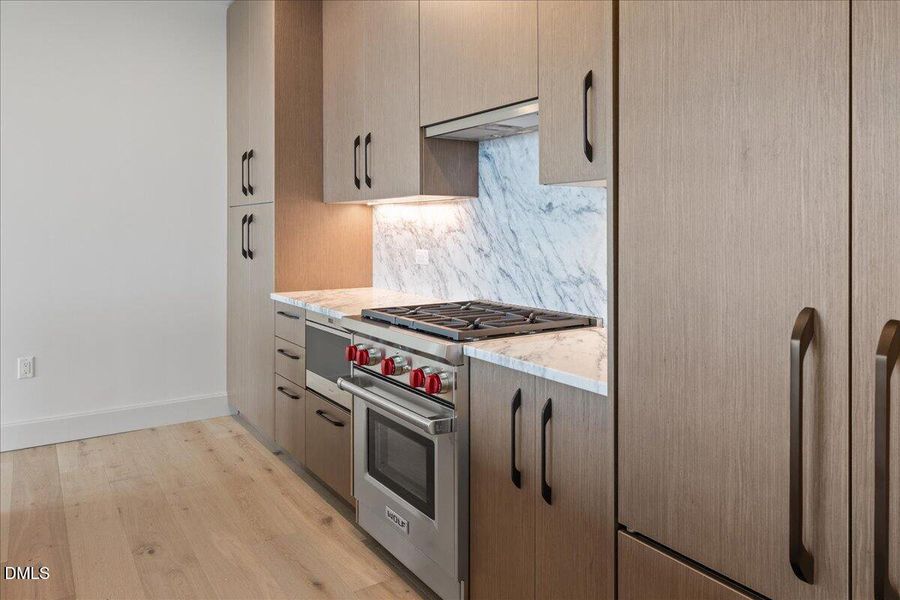 08-115 Morris St #2401