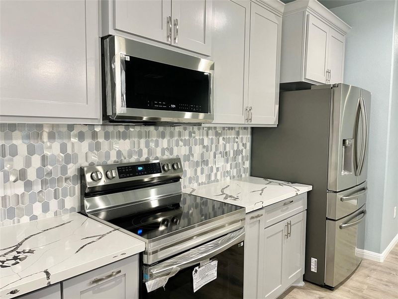 Furnished interior view inside a new home in , Giddings (Image 11).