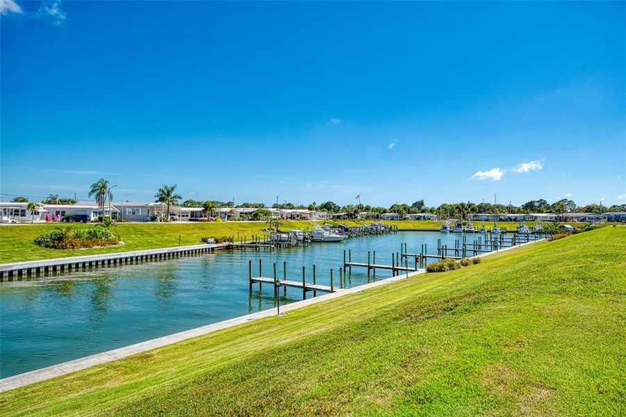 Community amenities in , Venice (Image 39).