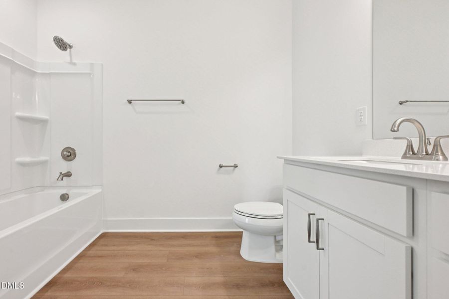 32-web-or-mls-Dunzo Dr-S1203-032