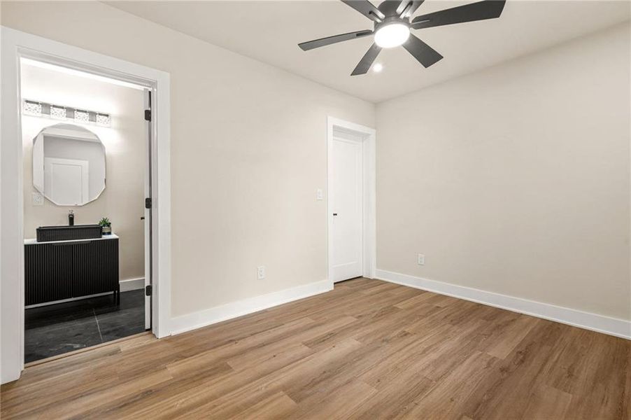 Spacious, unfurnished interior of a new home in , Atlanta (Image 58).