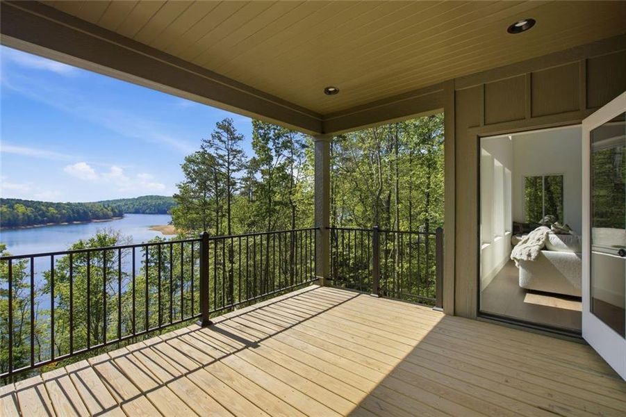 Exterior details and patio area of a home in , Blairsville (Image 3).