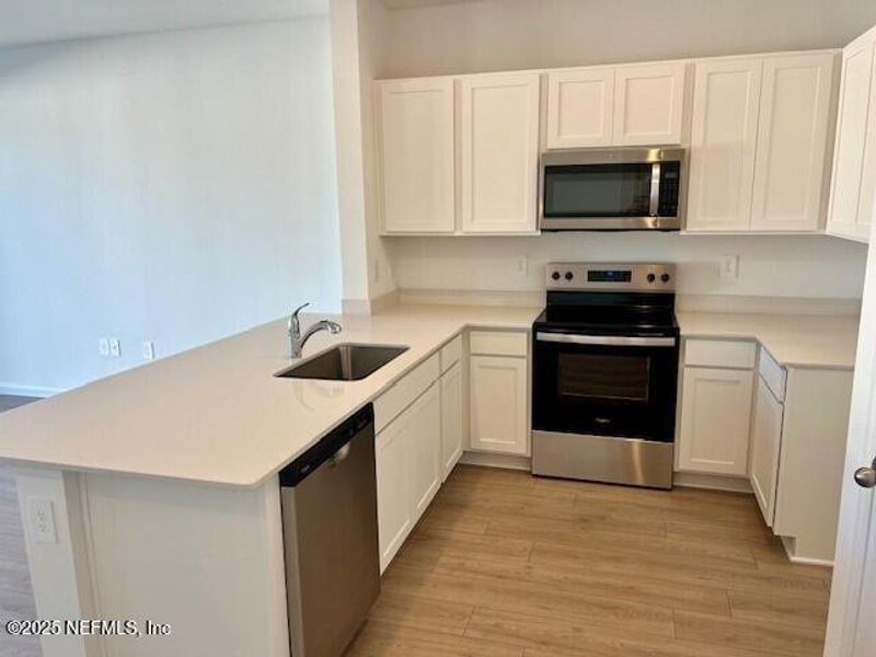Furnished interior view inside a new home in , Middleburg (Image 29).