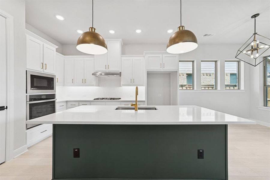 Furnished interior view inside a new home in Mantua Point Gardens, Van Alstyne (Image 6). Furnished interior view inside a new home in Mantua Point Gardens, Van Alstyne (Image 6).