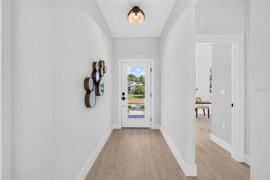 Spacious, unfurnished interior of a new home in , St. Petersburg (Image 20). Spacious, unfurnished interior of a new home in , St. Petersburg (Image 20).