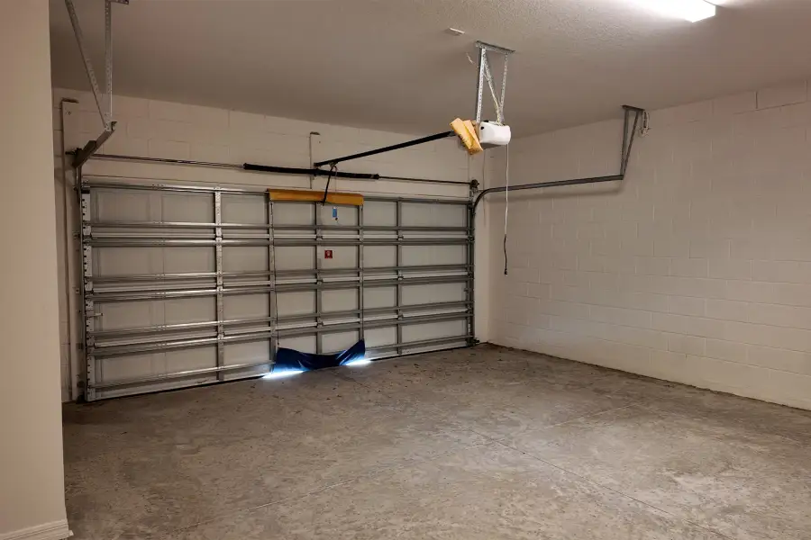 Spacious and Functional Garage in Central Florida House