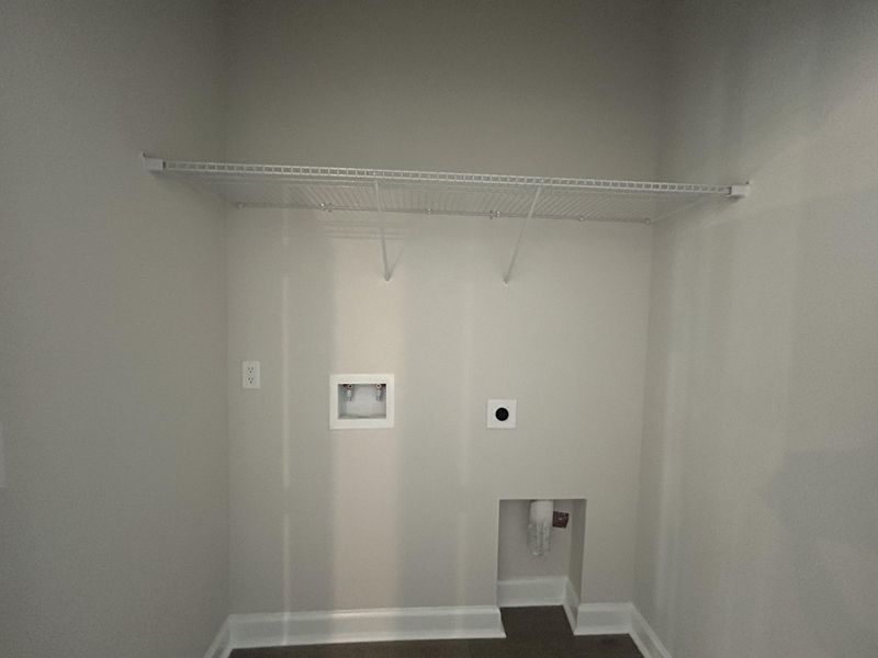 Spacious, unfurnished interior of a new home in Hammock Walk at Nexton, Summerville (Image 21).