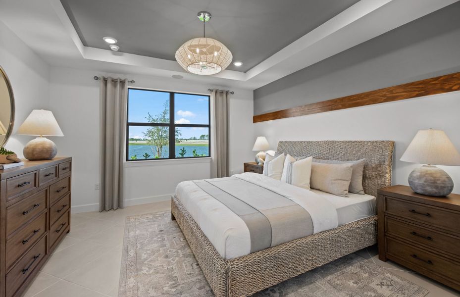 Owner's suite with optional tray ceiling