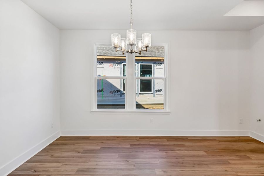 Spacious, unfurnished interior of a new home in Del Webb Barton Village, Lebanon (Image 22).