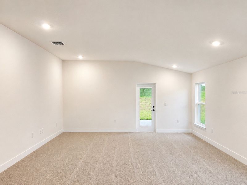 Spacious, unfurnished interior of a new home in Arbor Park, Leesburg (Image 6). Spacious, unfurnished interior of a new home in Arbor Park, Leesburg (Image 6).