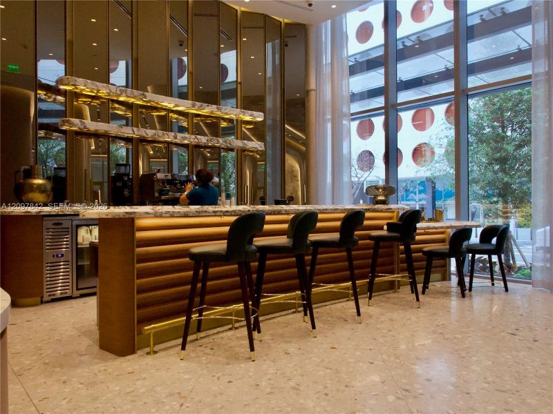 Community amenities in , Miami (Image 38).