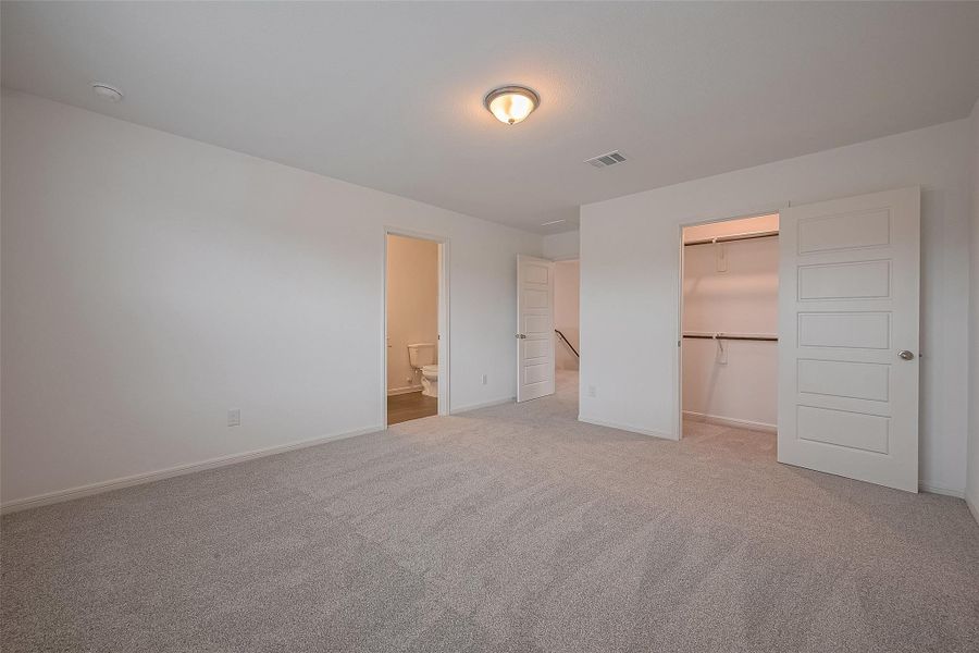 Spacious, unfurnished interior of a new home in Mill Creek Trails, Magnolia (Image 26).