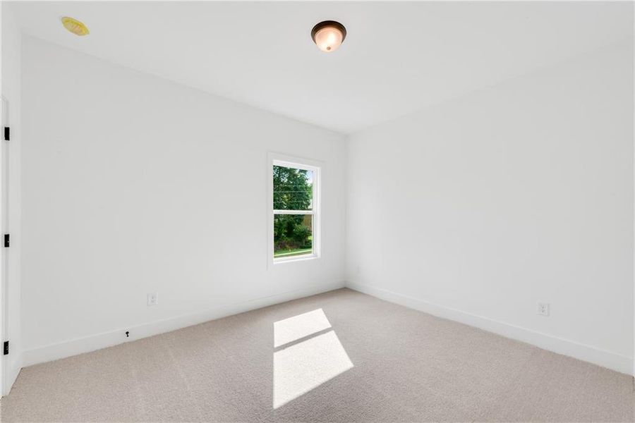 Spacious, unfurnished interior of a new home in , Suwanee (Image 22).