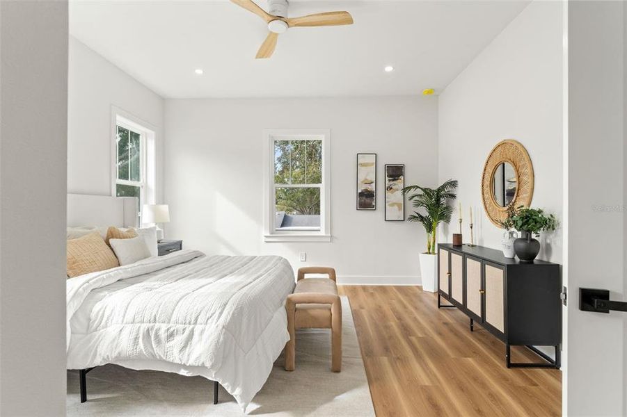 Furnished interior view inside a new home in , Seminole (Image 34).