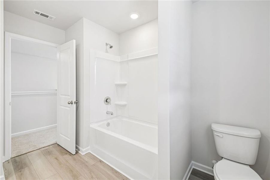 Furnished interior view inside a new home in Creekside at Oxford Park, Fairburn (Image 35).