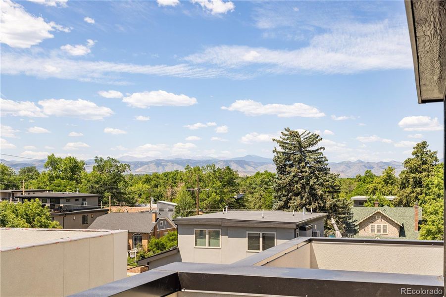 Image 16 of a home in .