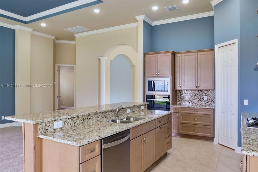 Furnished interior view inside a new home in , Hernando (Image 11).