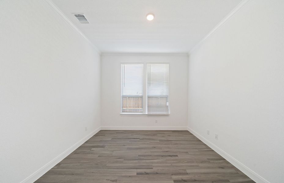 Flex Room/ Office Flex Room/ Office