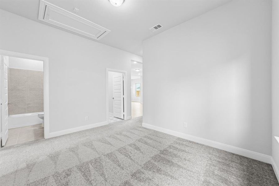 Spacious, unfurnished interior of a new home in Talia – Garden Series, Mesquite (Image 18).