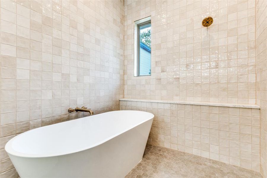 Furnished interior view inside a new home in , Dallas (Image 17). Furnished interior view inside a new home in , Dallas (Image 17).